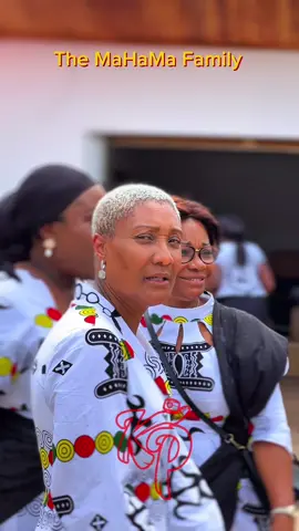 Ibrahim Mahama’s wife with the whole Mahama family at Jamasi-Mampong🥰🥰 #viraltiktok #tiktokviral #ibrahimmahama 