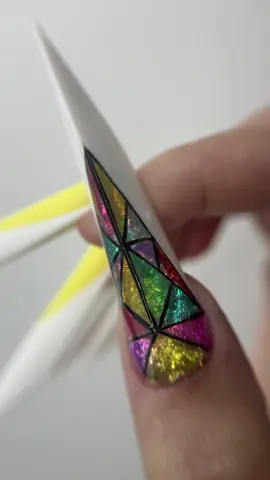 ✨ Lucrare realizată de către @madalinacirciu_nailtrainer in cadrul cursului ALMOND SHAPES ✨ Am folosit Acrylgel Clear de la @Pixie Nails by Gabriela Manole pentru a realiza negativul French-ului și topurile colorate de la @Get Nails Official pentru a realiza vitraliul  #nailsart #edgy #cursuribucuresti #formeeXtreme #perfectionare 