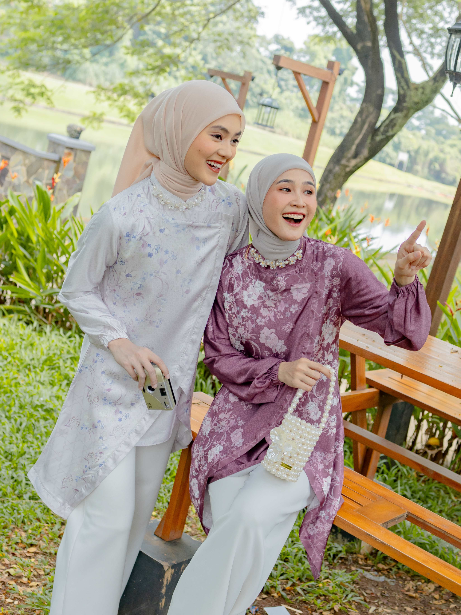 RAISHA TUNIK SILK PREMIUM PRINT Size                          : M/L/XL/XXL Lingkar dada         : 98/104/110/120 CM Panjang Baju         : 95 cm Panjang Lengan    : 57 cm Kerung lengan       : 48/50/55/58 CM Bahan: Silk Digital Print Premium (Jenis bahan premium yang bahannya licin dan mengkilat tapi sangat adem dan nyaman dipakai, serta elegan, sangat cantik di gunakan untuk hangout dan acara resmi lainnya) Warna: Pastel Gray, Caffe Latte, Mulberry & Milky #fyppppppppppppppppppppppp #fypツ #like #f #gajiansale #atasanterbaru #masukberandafyp #masukfyp #1010tiktokshoppingsale #99shopeehaul #99shoppingday #9.9megasale #promo66gajiansale #promo77sale #atasanlebaran