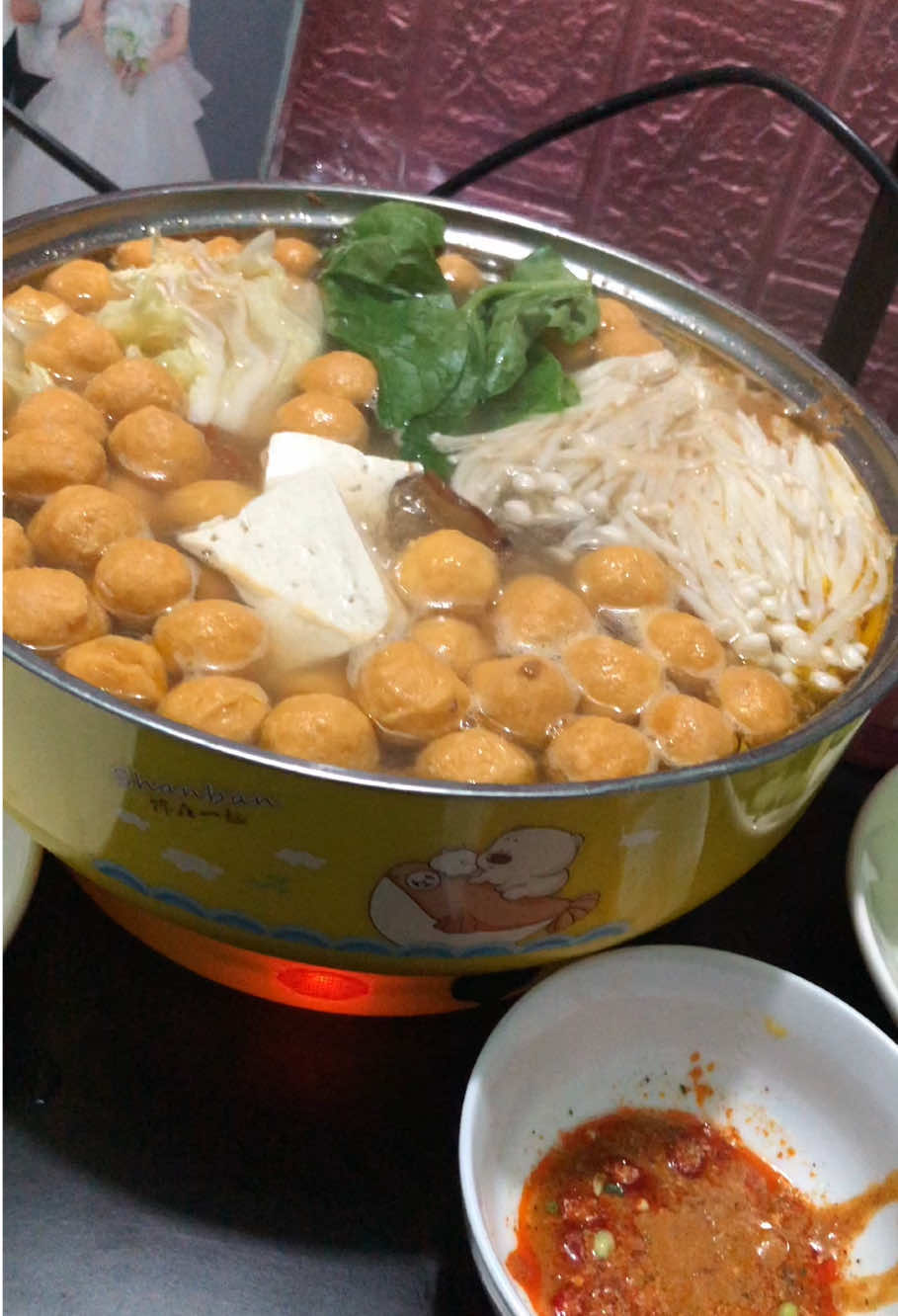 Ai mê ăn ngon mà ngại nấu thì sắm một em đi ạ, tiện lắm 🥘 #xuhuong #noilaudien #noilau #giadungtienich #muasamcungtiktok 