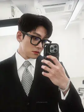 wkwk lucu bgt mau ganti nama jdi Ji Chang Soo karna semua aktor sma tim The manipulated nama akhirnya Soo🤣 #themanipulated #jichangwook #kyungsoo #leekwangsoo #kdrama 