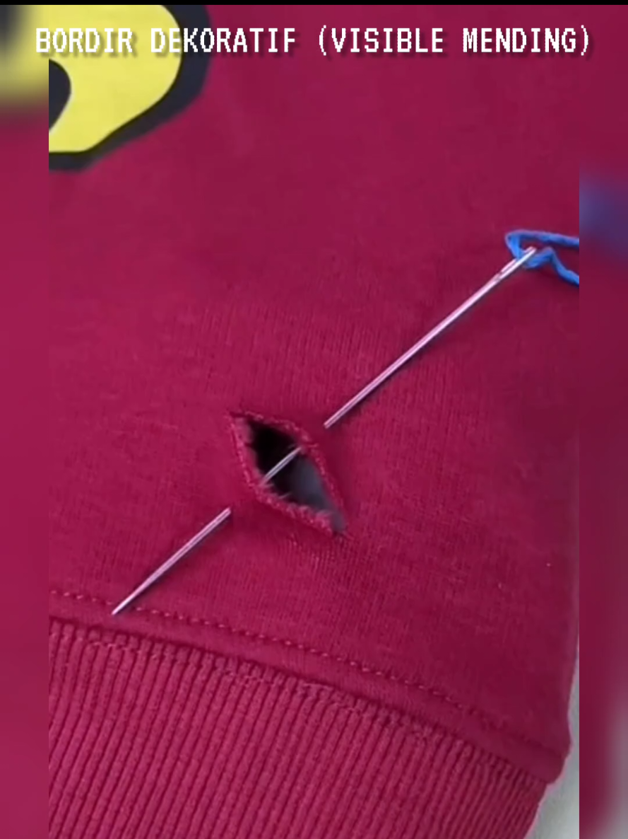 STOP BUANG SWEATSHIRT KESAYANGAN! Pakaian berbahan rajut atau fleece sering bolong di area manset atau leher? Jangan khawatir! Video singkat ini mengajarkan teknik Visible Mending yang sedang trend. Kami tunjukkan cara menutup lubang dan memperbaiki robekan di bahan tebal atau karet rib menggunakan sulam tangan sederhana. Langkah-langkahnya mudah diikuti: menambal dari belakang dengan kain perca kecil (misalnya denim), kemudian mengaplikasikan sulam feston atau sulam dekoratif yang rapi di permukaan. Teknik perbaikan pakaian ini tidak hanya membuat baju Anda tahan lama, tapi juga menambahkan detail bordir yang unik. Cocok untuk penjahit pemula, hobi DIY, dan gerakan Zero Waste! #VisibleMending #SulamTangan #DIYFashion #PerbaikanPakaian #SweaterBolong 