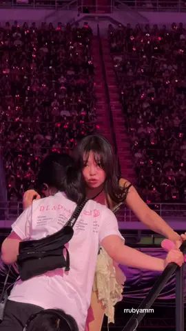 เหมือน 🥺 เลยอ้วรรร #jennie #deadline_in_bangkok 