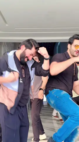 Aj he yaaro kisi pay mar k dekhain ge hum #ahtishamhassanshami #machoboyz @𝐔𝐦𝐚𝐢𝐫 𝐣𝐚𝐡𝐚𝐧𝐠𝐢𝐫 @𝐂𝐇 𝐒𝐇𝐀𝐇𝐁𝐀𝐙 @mubashirrajputofficial_ @Zaaji Ahmad @zoonash khan 