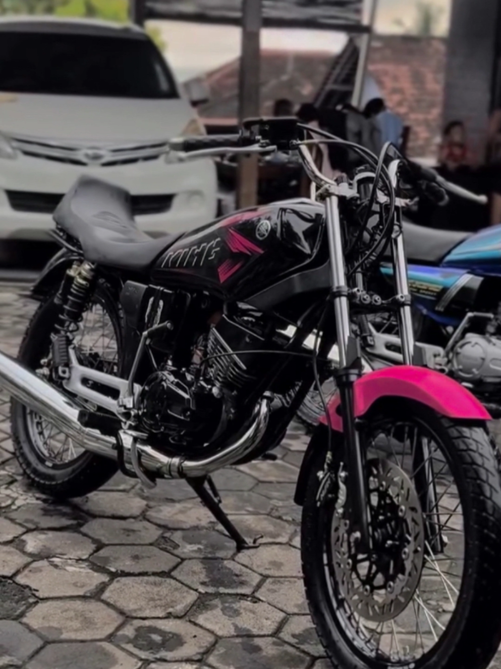 Membalas @hendra135.cc kalah cakep sama motor sendiri guru 😭  #rxking #storyking #rxblackpink #kingmajalengkacommunitylimited 