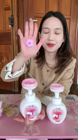 E cũng mê, trẻ con nhà e cũng mê #cleanz #motchamnohoa #botruataybonghoa #xuhuong #chianhnhacua 