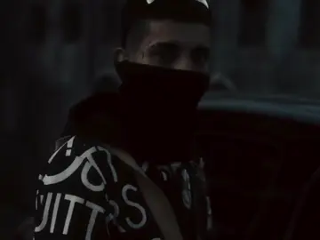 e a mãe dela segue foragida