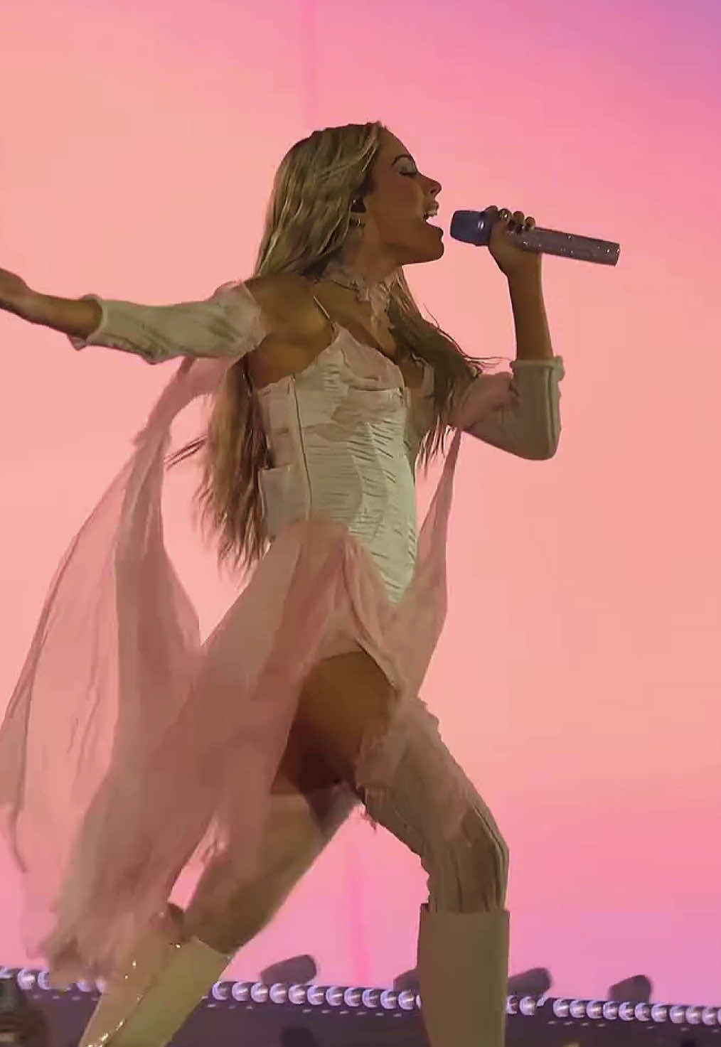 SER MEJOR 🥹 @TINI #FUTTTURA #tinistoessel #tini #parati #fyp 