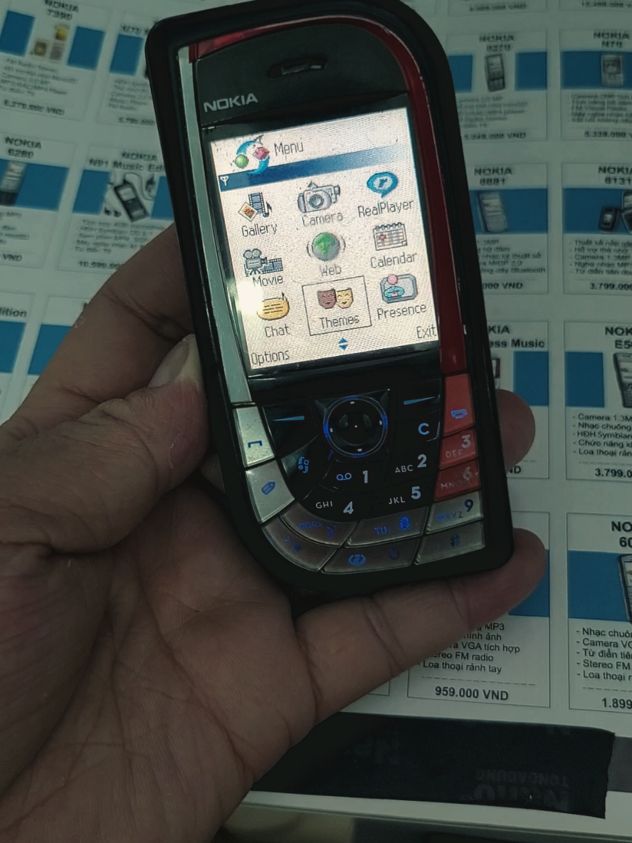 cầm chiếc nokia 7610 này thì ngầu thôi rồi #8x9x #nokia3310 