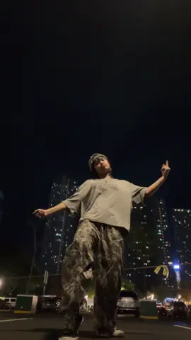 tatata (dc: @Gerald Hernandez 🇶🇦)  #fyp #dance #dancer 