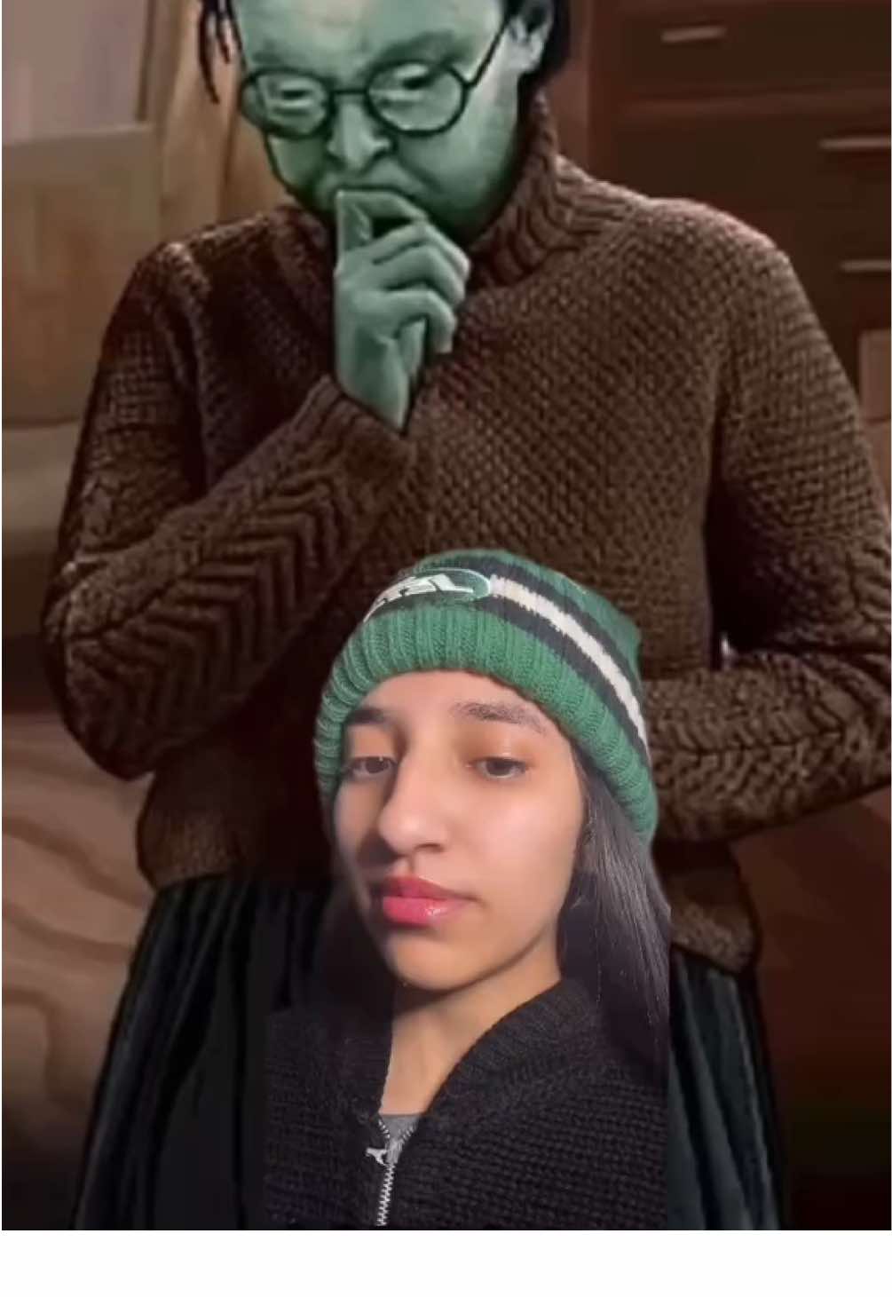 Replying to @❥𝘍𝘢𝘯𝘥𝘰𝘮 𝘎𝘢𝘭𝘰𝘳𝘦 on the kindergarten teacher <3 #noimnotahuman 