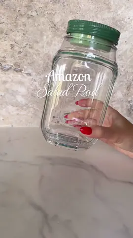 Head to my Bio click on link 🔗 then to Amazon Storefront under ✨Health Essentials ✨ This salad pod is perfect for meal prep. It’s also microwave, dishwasher and freezer safe 🙌🏻💚 #amazonkitchen #amazonhome #kitchenfinds #mealprepping #kitchenmusthave