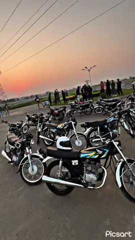 Meetup Done🤌🏻☑️ || Thanks for all😻🖤 #foryoupage #125xgujjar #meetup #scenes #125lover @𝖟𝖆𝖗𝖙𝖆𝖘𝖍 𝖌𝖚𝖏𝖏𝖆𝖗🍂 @Guجar da honda🦅❤‍🔥 @Ⱥ🫀 