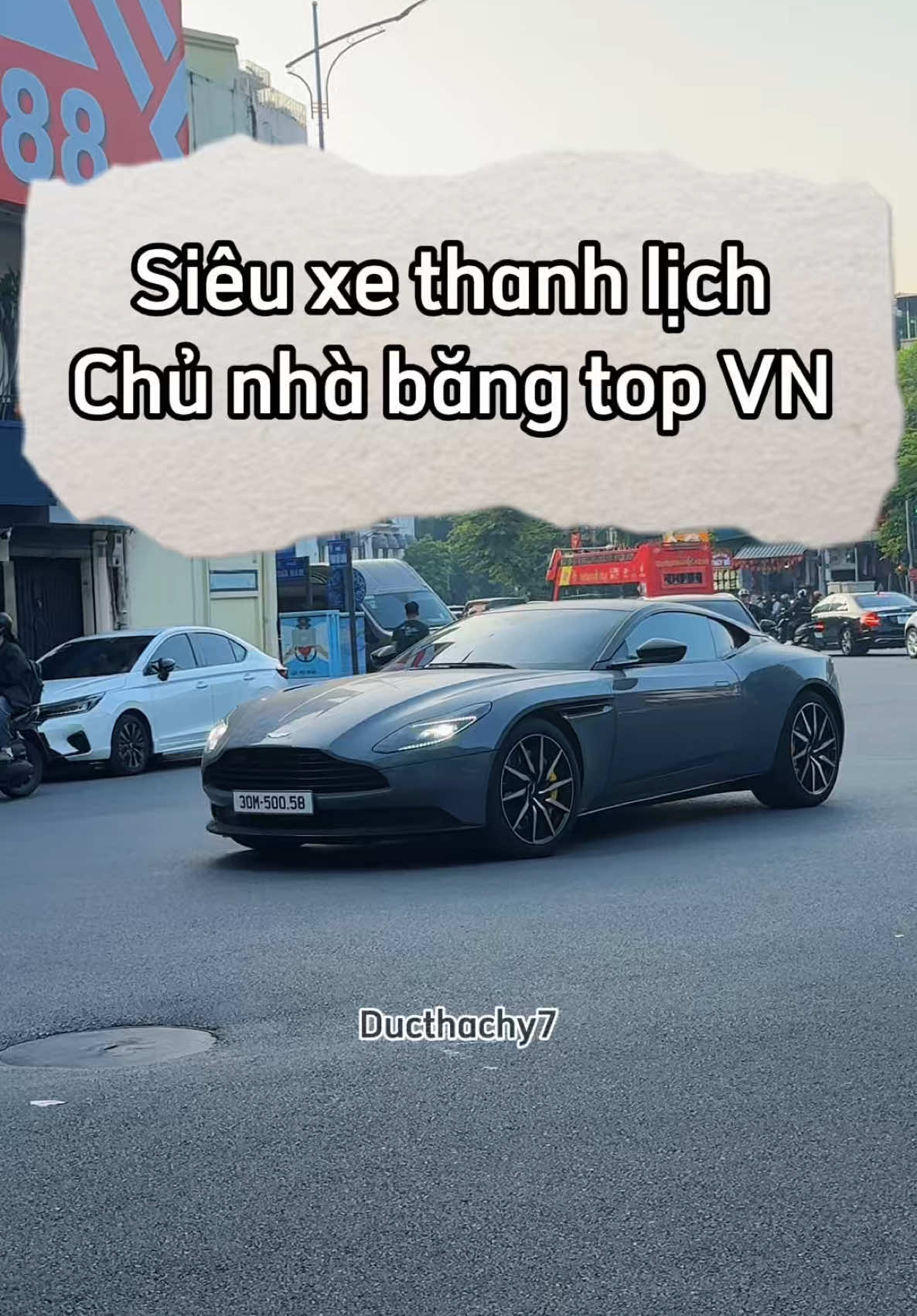 Phần 827: Góc cua xe đẹp lần đầu ngắm Aston Martin DB 11, Range Rover SV 4.4 của cậu cả nhà Bầu Hiển (Đỗ Quang Vinh), Ford F150 Harley-Davidson, Rolls-Royce Phantom 7 mạ vàng bks trắng #thachy7 #ducthachy7 #supercar #hanoi #astonmartindb11 #bauhien #doquangvinh #shbfinance #theanh28 #astonmartin 