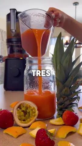 Estos son las 3 frutas y verduras que tienes que usar en tus batidos 🥤🍏 #consejosdesalud #jugos #batidos #frutasyverduras #viral 