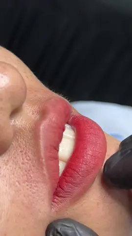 Cái clip dài cỡ này mà không nỡ cut vì khử được cái môi thâm quá ưng ý 🤗