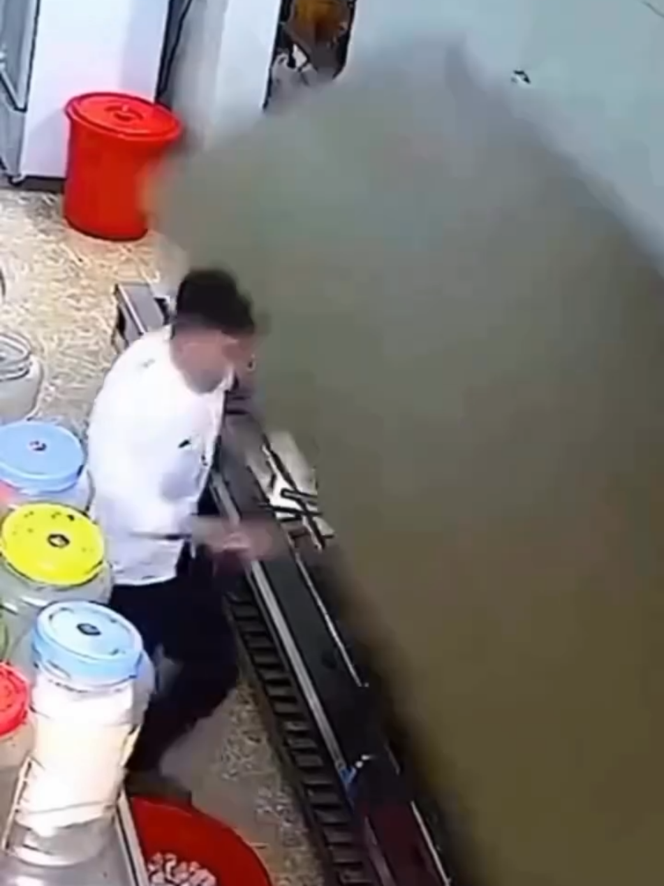 Antisipasi Lebih Baik 😁 #kitchen #chef #konten #viral #fyp 