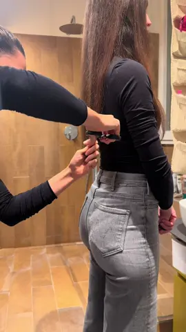 Taglio capelli a Sveva! Se me va male… so che fare!  #tagliocapelli #amica #sotroppoforte ciaooo