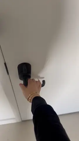 I never do my own shopping 🤭💕. #couple #Relationship #fyp #couplegoals #miami 