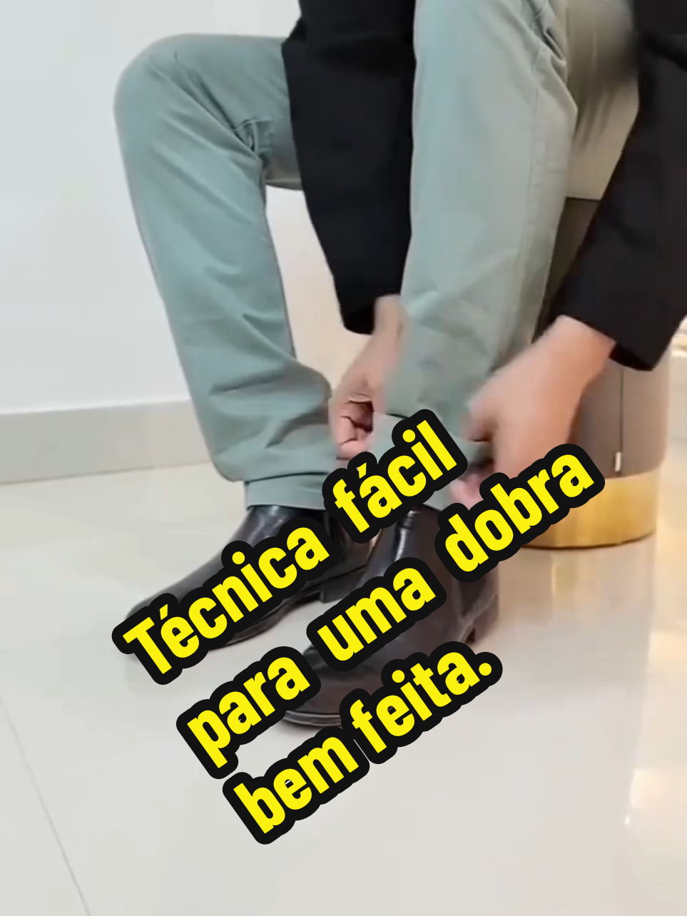 Como fazer uma dobra bem feita na calça. #modamasculina #homemmoderno #viraltiktok 