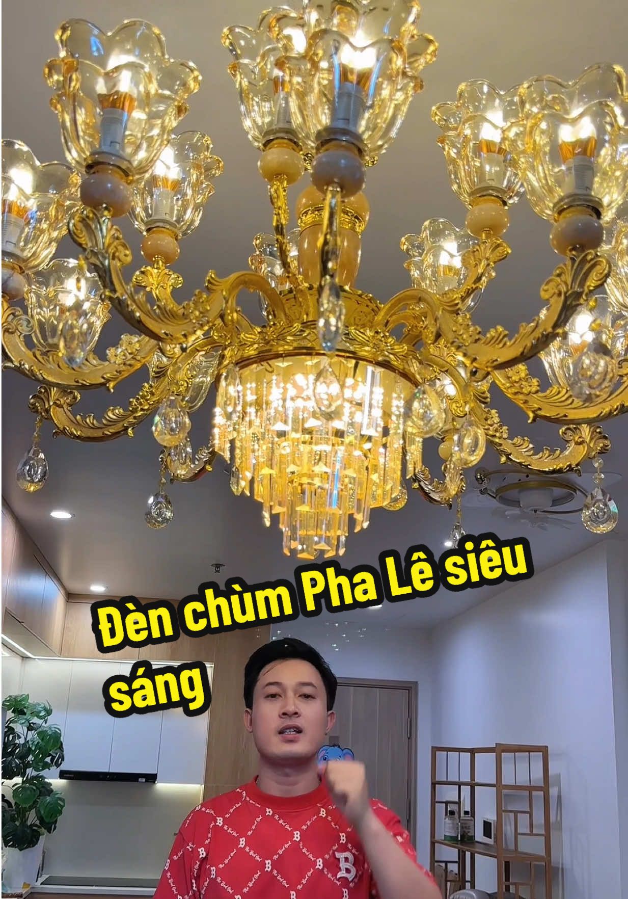 Đèn chùm Pha Lê nhiều tầng sang trọng siêu đẹp mà giá cực hời #denchum #denchumphongkhach #denchumphale #nhanuytin88 #xuhuong 