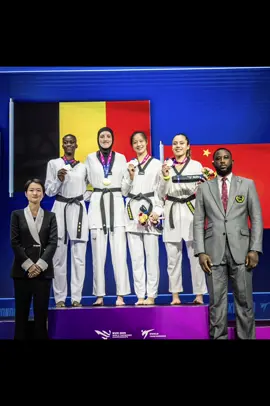 𝐓𝐫𝐚𝐧𝐬𝐦𝐢𝐬𝐬𝐢𝐨𝐧 𝐠𝐞́𝐧𝐞́𝐫𝐚𝐭𝐢𝐨𝐧𝐧𝐞𝐥𝐥𝐞 Bravo Kimi, vice-championne du monde à 17 ans 🇨🇮 Tu as combattu avec cœur, intelligence et courage. Je suis fier de toi — tu incarnes le renouveau, tu inspires déjà toute une génération. Bravo Laurène. Bravo la Côte d’Ivoire. L’histoire continue… et elle s’écrit avec vous.