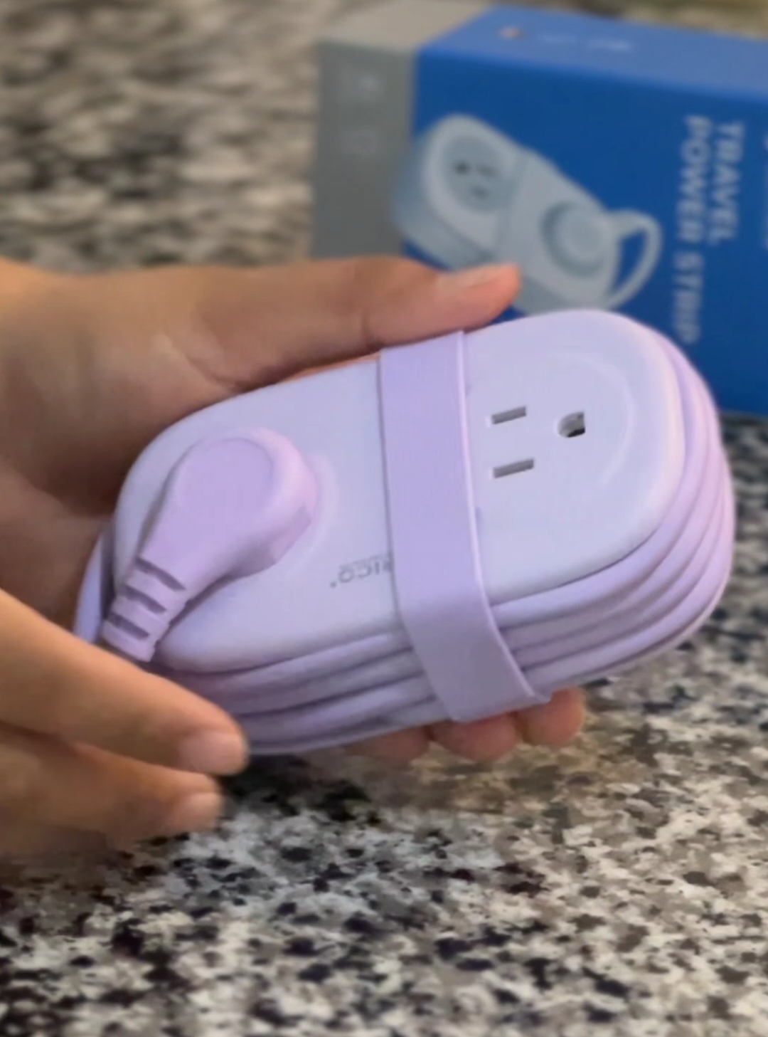 Why does finding enough outlets always feel like a battle 😭 this one actually saves the day every time ⚡️ #TechTok #TravelEssentials #WorkSetup #CableHack #GadgetGoals 