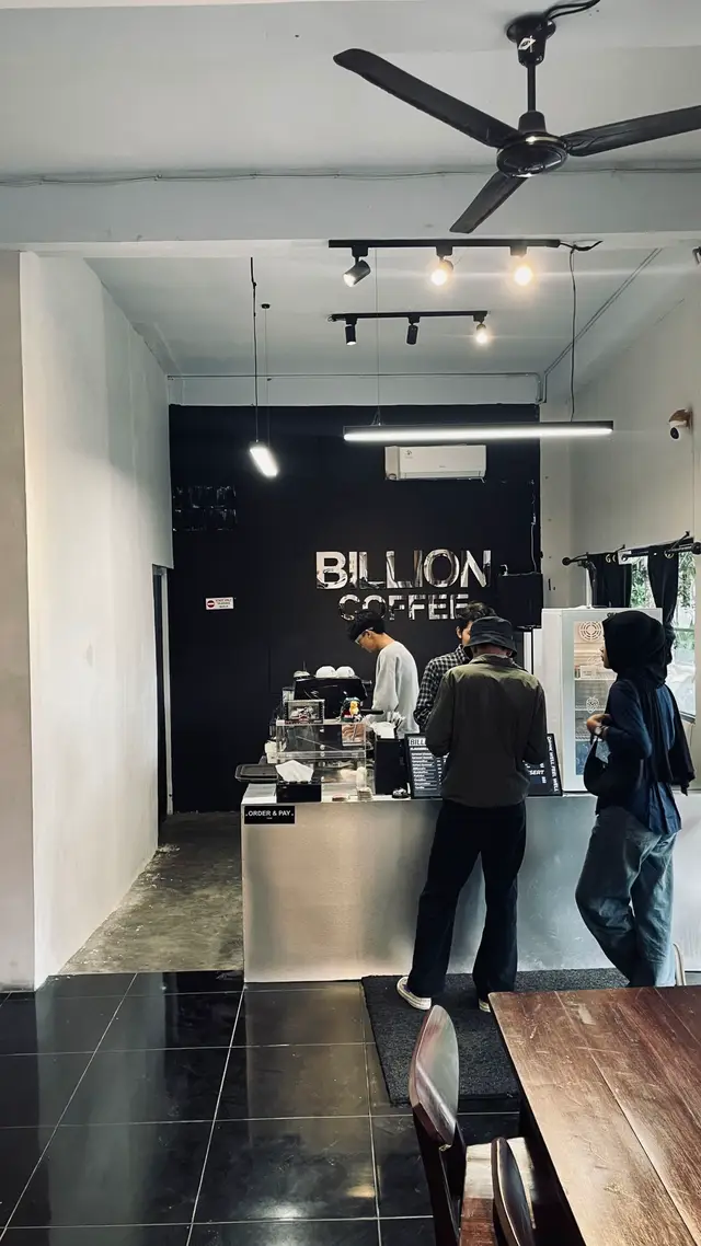 #coffeeshop #trending #slowliving #jogja #yogyakarta