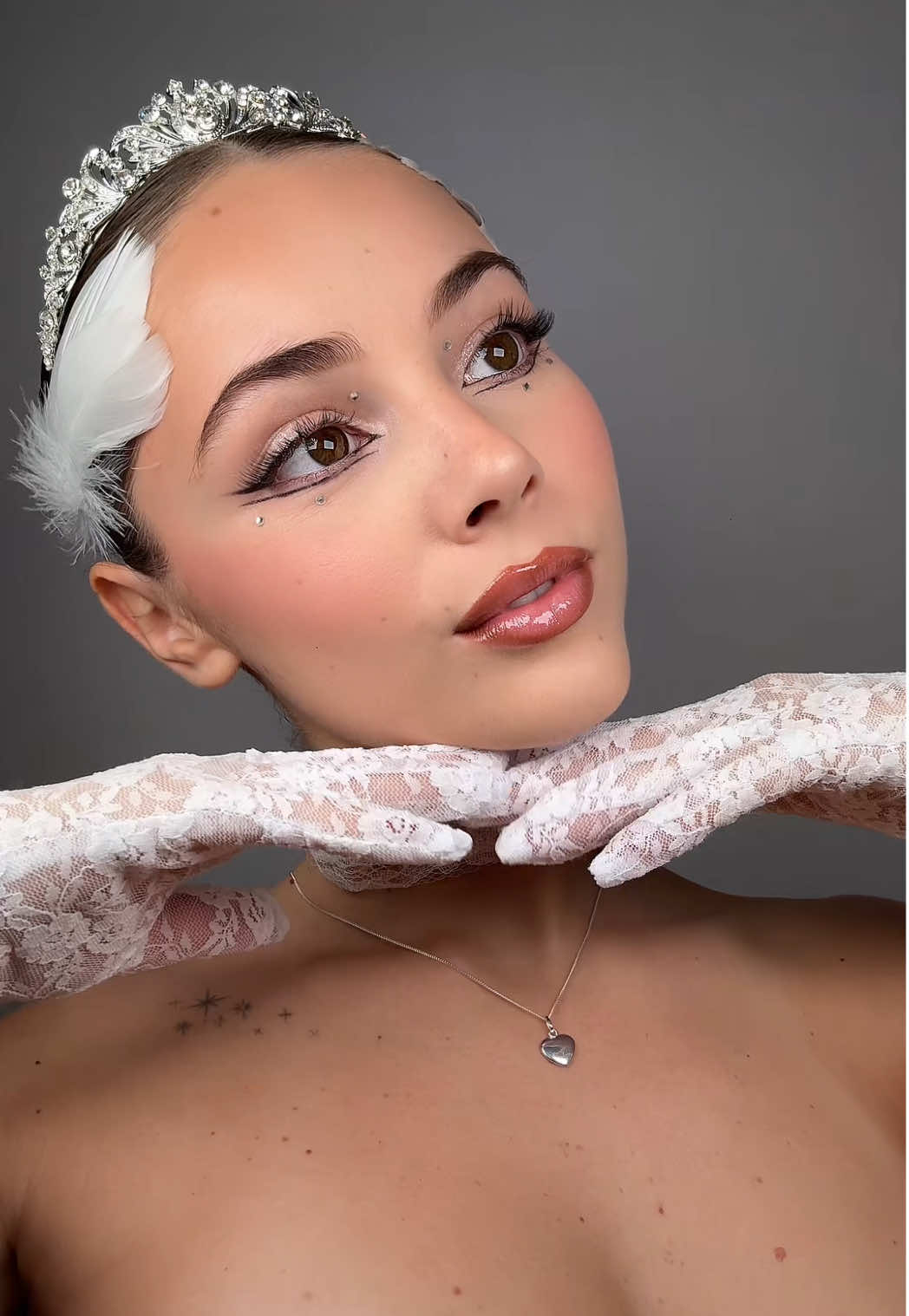 white swan 🤍🦢🩰