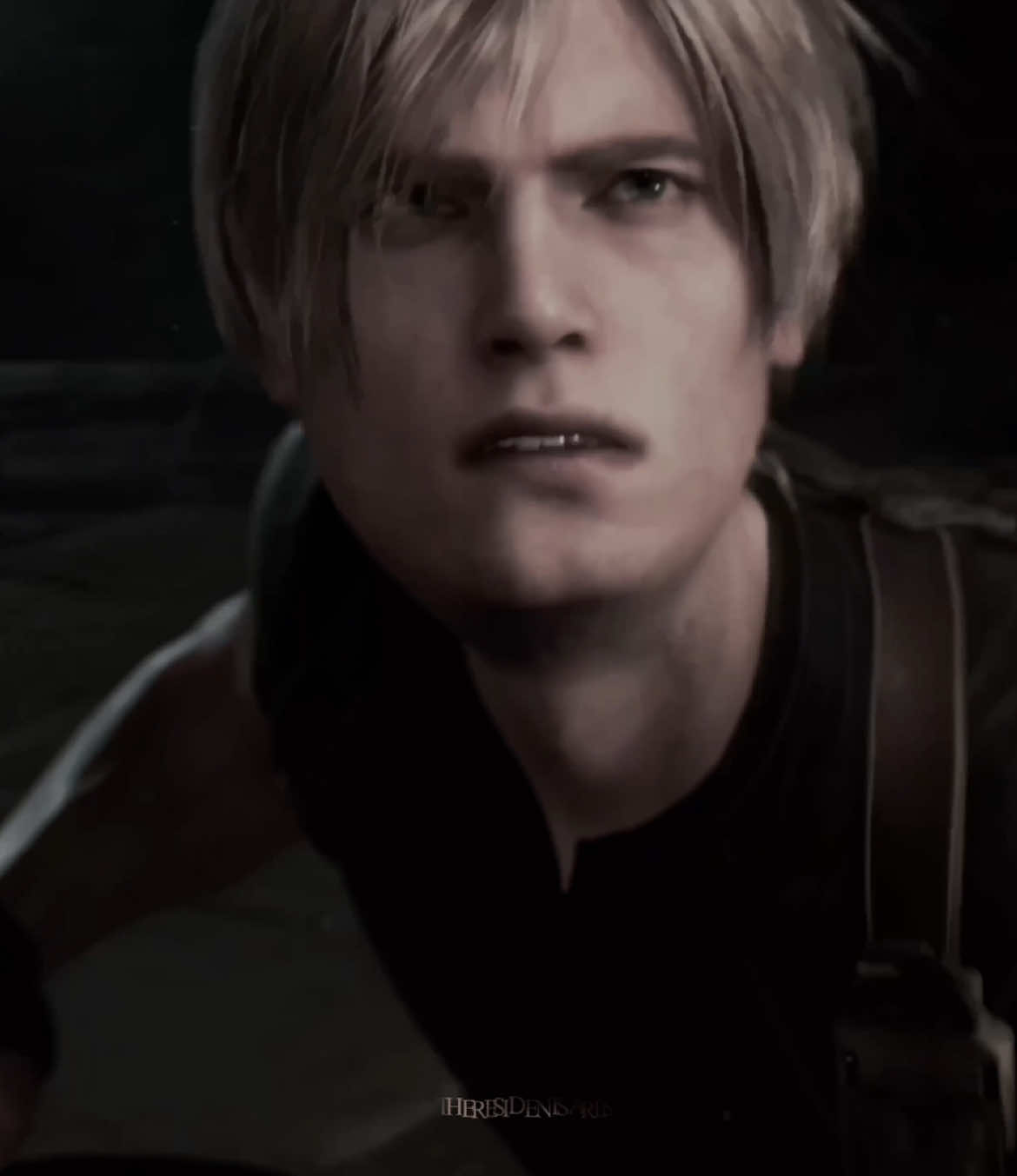 #LEONKENNEDY | Leon looks so cute in the second cilp🥹 • scp: zachscenes & vidarorcus #re4 #re4remake #leonkennedyedit #edit 