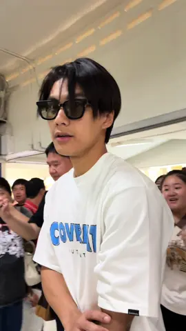 apapun yang terjadi you’re my first love ohm!! Mungkin jodohnya kamu aku 🤭 sana sini kandas wkwkwk! *povmenghiburdiri  #ohmpawatt #ohmnanon #gmmtv #ohmpawatchittsawangdee   