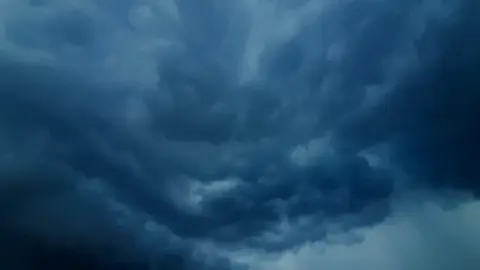 صلوت الله وسلامه عليكﷺ📻🙂‍↔️.  .  .  #ابتهالات #تواشيح  #اللهم_صلي_على_نبينا_محمد #اذاعه_القرآن_الكريم #ابتهالات_تمس_القلوب 