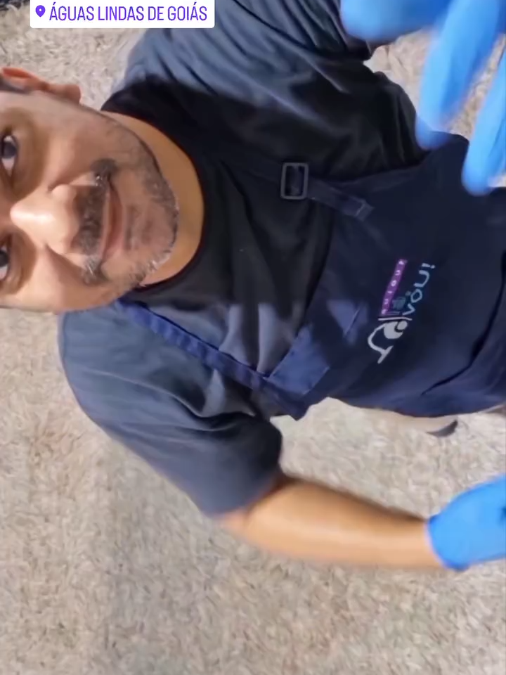 🔴 Vídeo completo no Youtube! 🤩 Aqui você acompanha de sons reais de lavagem completa de tapete – aspirador, escovação, espuma, enceradeira e água corrente. 🚫Sem música, sem fala! Apenas sons naturais de limpeza para você relaxar, estudar, meditar ou até dormir. 💤  São vídeos perfeitos para quem procura relaxamento, gatilhos sonoros, e distração agradável. ❤️ Limpeza real de tapete Sons reais que geram calma e bem-estar. 🏠 Serviço profissional de lavagem de tapetes em Águas Lindas de Goiás 👉 Somos a Sujou? Lá, Vou!, especialistas em higienização completa de tapetes. Quer seu TAPETE limpo também? 🤩 Nós cuidamos para você com toda a qualidade profissional. Fale agora mesmo e peça seu orçamento! ✅ Promoção com desconto especial ✅ Busca e entrega grátis em Águas Lindas de Goiás ✅ Cotação rápida para cidades vizinhas 📞 Entre em contato agora mesmo e peça seu orçamento! 👍 Gostou do vídeo? ✔ Deixe seu like ✔ Inscreva-se no canal ✔ Compartilhe com quem também gosta de vídeos satisfatórios de limpeza