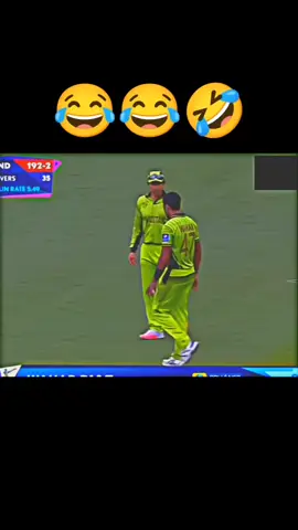 Pakistan and India funny video 😂😂🤣funny videos 🤣🤣😂😂 #cricket #cricketlover #funnyvideos #growmyaccount #official_ibrahim_here 