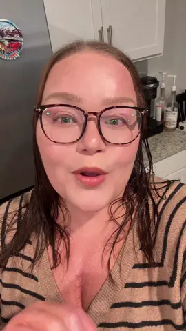 The plum gives this a juiciness that I never knew I needed!  #octaviamorgan #fragrancereview #fallscents #perfumetok @OCTAVIA MORGAN #newproduct 