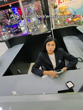 Dando fora em si próprio  PT1 . . . . #humor #videoengraçado #timidez #comedia