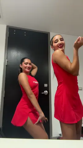 @Mariette 🙈 #upr #dance #makeitmove #uprrp #fyp  