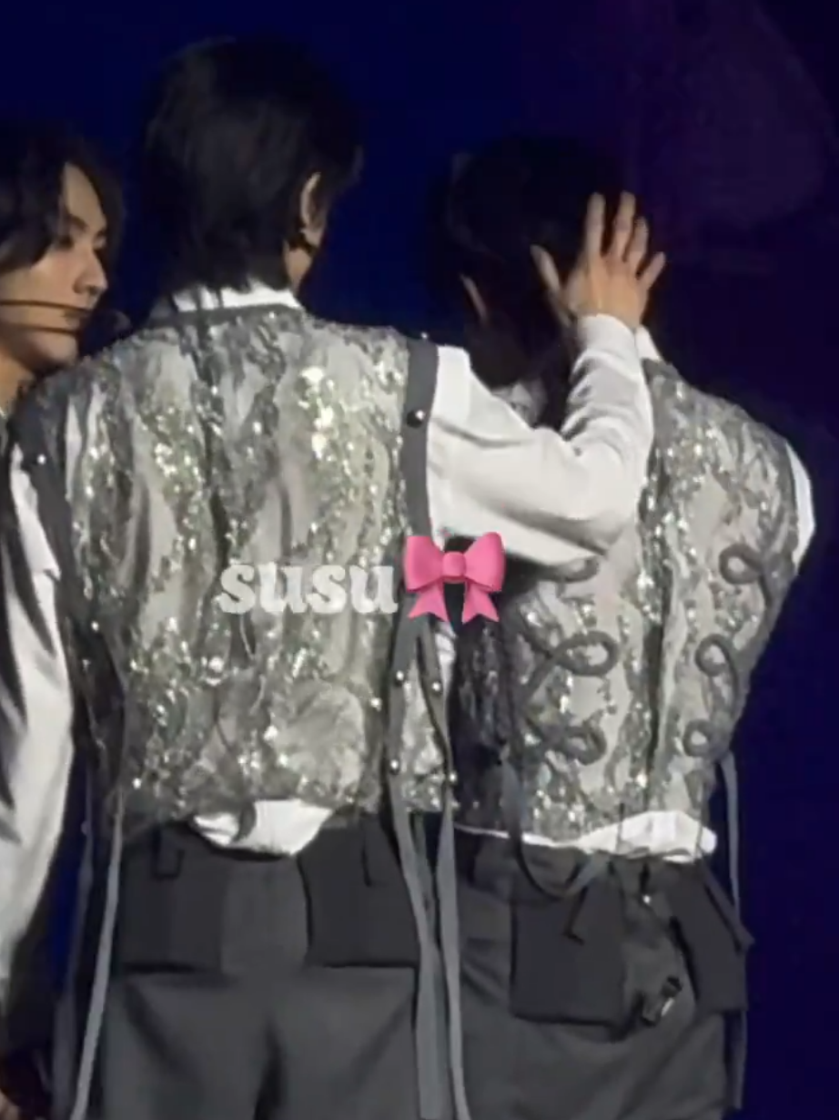 “you know when the situation gets dark, you shine even brighter” SIM JAEYUN TO KIM SUNOO😭😭  #sunoo #jake #sunjake 