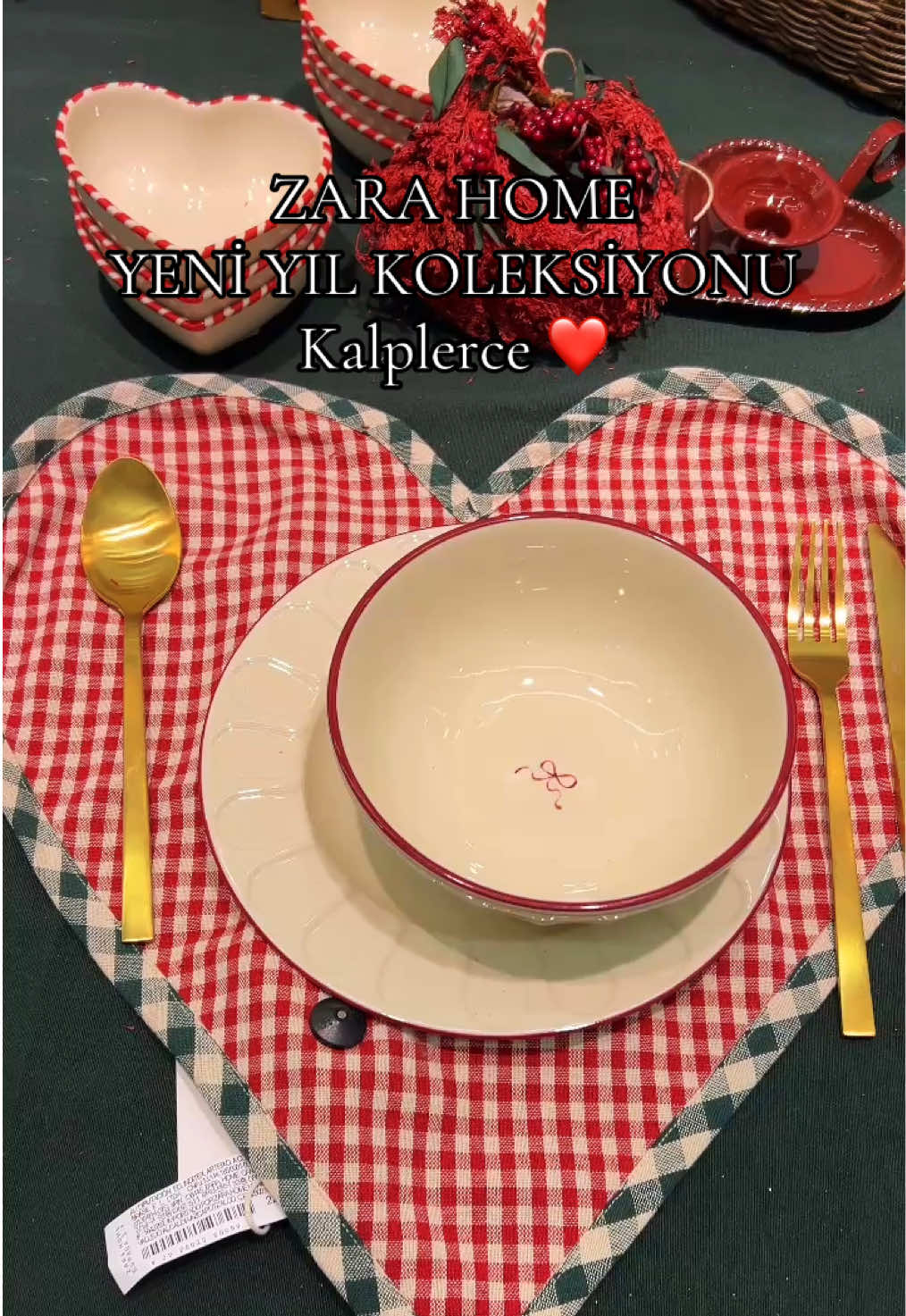 Zara Home yeni yıl koleksiyonu gelmiş #kalp temalı tatlış şeyler vardı #zarahome #zara  Marka adı geçtiği için reklam
