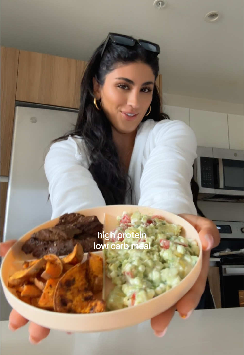 you cannot outwork a bad diet! Find foods that are going to make you feel better from the inside out👏🏼 #health #wellness #mealideas #lowcarb #highprotein 