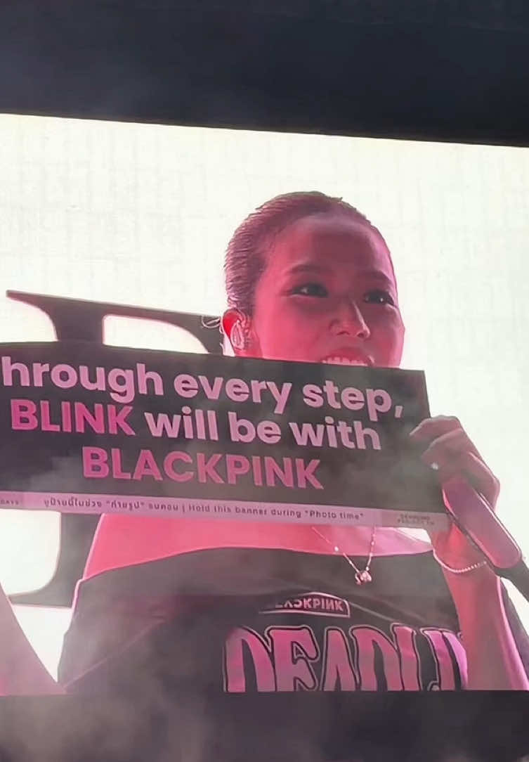 Jisoo on the big screen #JISOO #JICHU #KIMJISOO #DEADLINE_IN_BANGKOKDay3 #BLACKPINK 