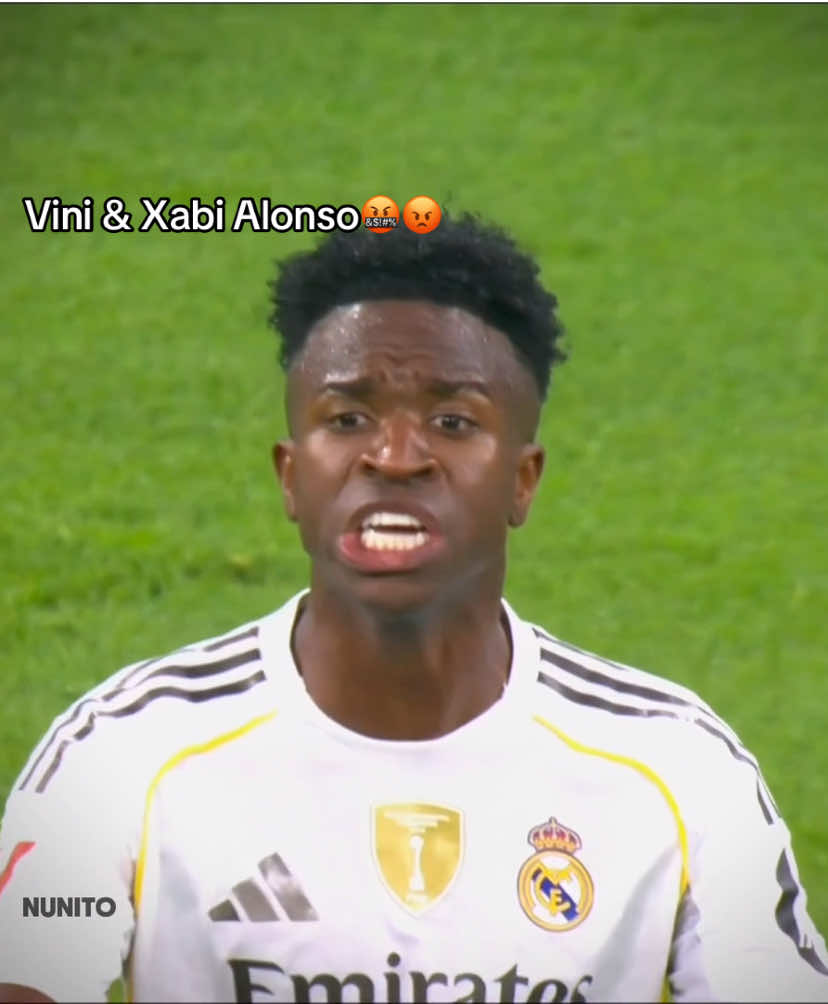 Vini reaction to getting subbed off vs Barcelona 💀 #xabialonso #vini #vinijr #realmadrid #footballedit 