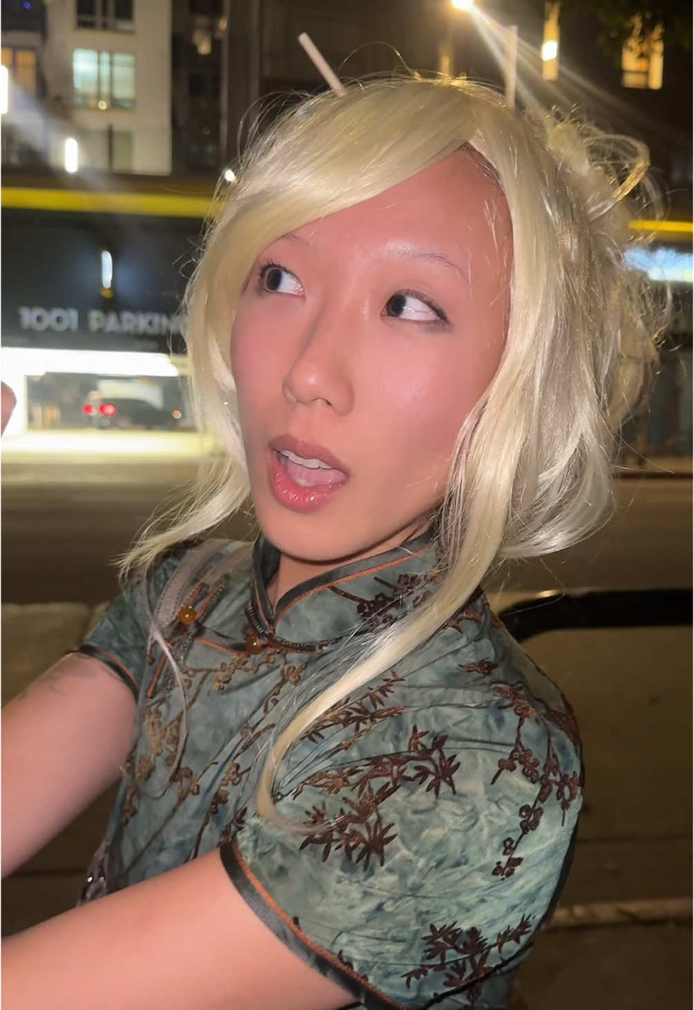 “maui wowie” — wasian emma stone in Aloha (2015) @mandy #halloween #halloweencostume #halloweenlook 