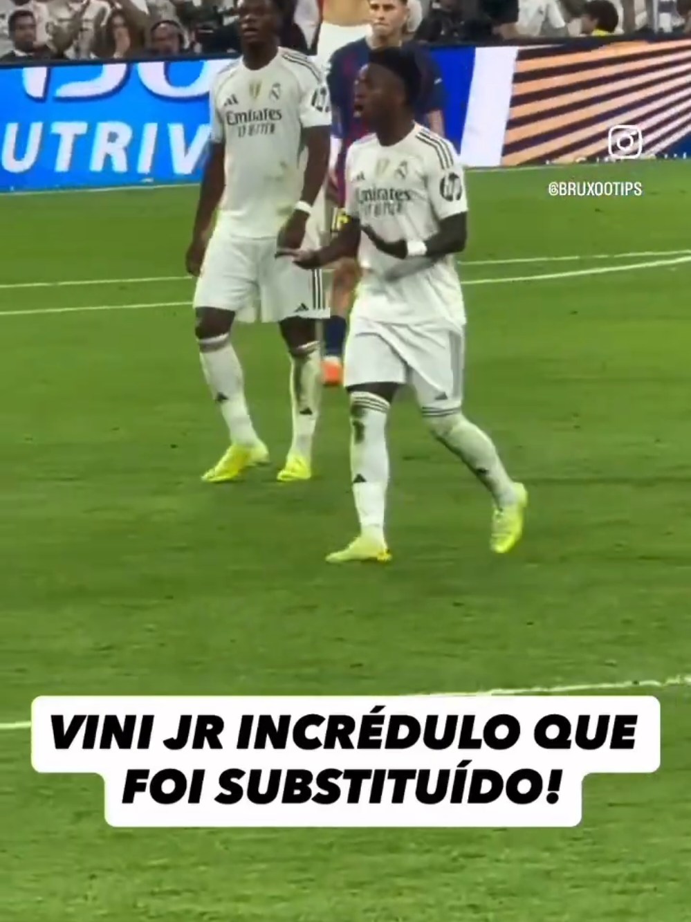 Vinícius Junior sai muito irritado  #realmadrid  #vinijr  #futebol  #viraltiktok  #fyp 