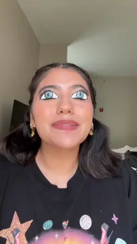 Taking risks and putting myself out there creatively for the matinee today  #cincinnati #makeup #rockyhorror #halloween #eyes 