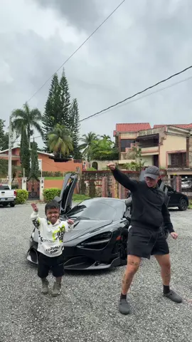 Se aprendió el baile mi hijo 