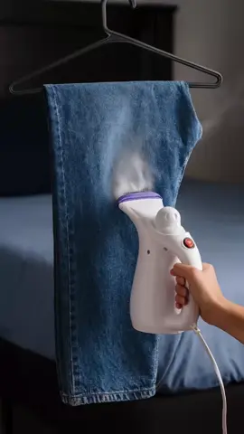 Dê uma olhada em Passadeira 110v Vaporizador A Vapor De Roupas Tira Amasso Portátil.##