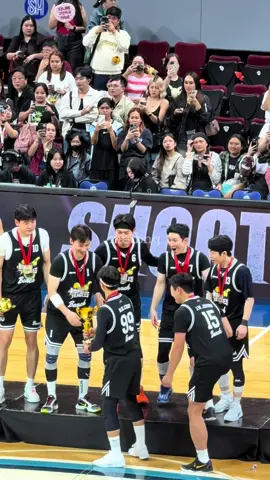 And yes, they won 🏆! Just look at how happy that little munchkin is—so cute, Minho! 💕 #fyp #choiminho #viral 