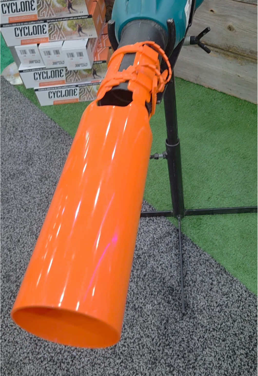 Supercharge ANY Leaf Blower! #cooltools #landscaping #leafblower #tradeshow #innovation 