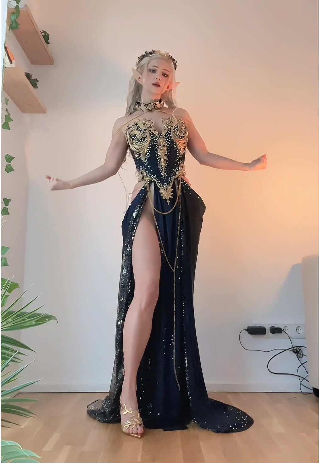 Cosplaying my original character Amarantha ✨ #BookTok #cosplay #germancosplay #elfcosplay #cosplayer 